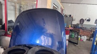 Predná kapotúa passat b6