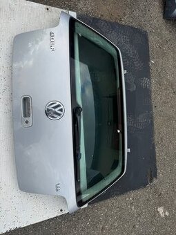 Vw golf 4 zadny kufor