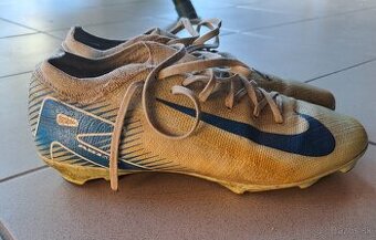Kopačky vel. 39 Nike Mercurial - 1