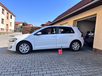 Zimné 205/55 r16