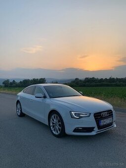 AUDI A5 B8