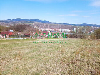 Na predaj rekreačný pozemok, so stavebným investičným potenc