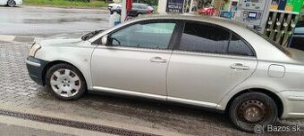 Toyota Avensis , benzín,  201 000 km