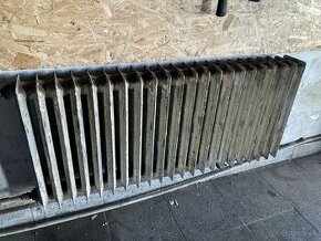 Liatinovy 24 rebrovy radiator.