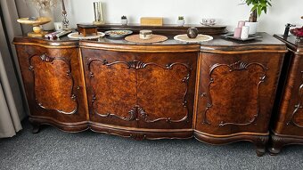 STAROŽITNÝ NÁBYTOK