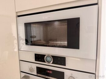 Zabudovateľna mikrovlnná rúra Bosch