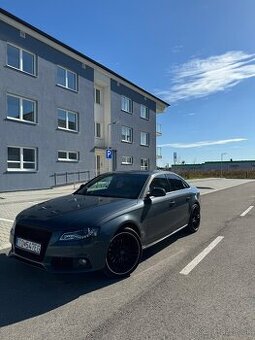 Audi A4 B8 3.2FSI 195kw quattro - 1