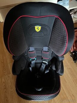 Detská autosedačka Ferrari