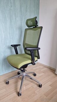 Vysokokvalitné kancelárske kreslo - 1