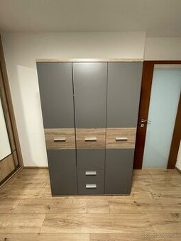 Moderná detská/študentska izba Skriňa + Regál + Písaci stôl