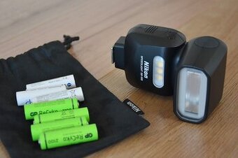 Blesk Nikon Speedlight SB 500 / SB-500 + 7 bateria + vrecko