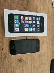Apple iPhone 5S  64GB  - Na diely - 1