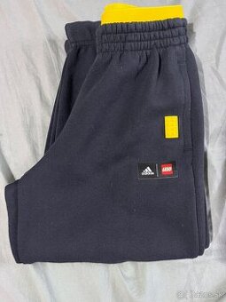 Predám tepláky LEGO ADIDAS vel 5-6 116