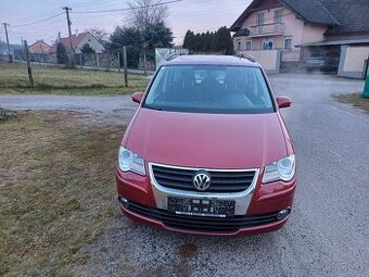 Predám VW Touran 1.9TDI PD DPF, 77kw,automat DSG 7kvalt,rok