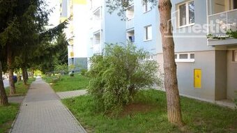Predaj veľkého 3-izbového bytu v Trenčíne