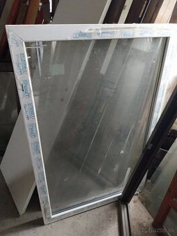 Plastove okno fix 90x132