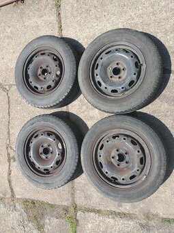 Predam 4ks letne skoda fabia vw polo seat ibiza