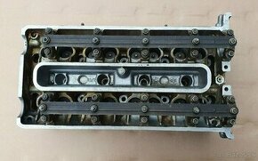 BMW x5 e53 4,4i M62B44TU hlava valcov L+P
