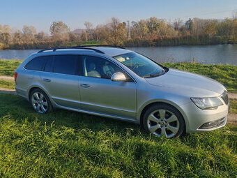 Škoda Superb combi 2014