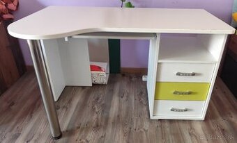 Darujem nábytok do detskej izby.