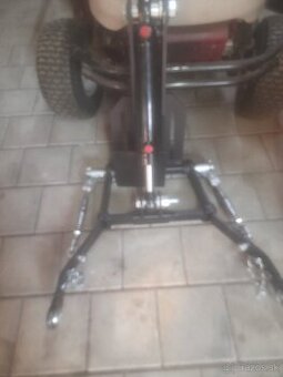 Predam celnu hydrauliku na malotraktor