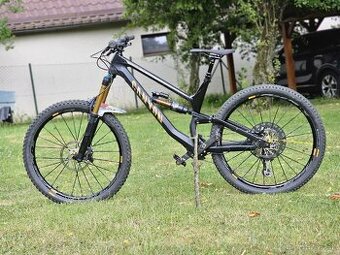 Canyon Torque CF9