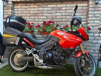Triumph tiger 1050