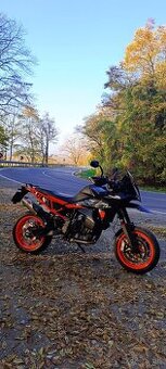 KTM 890 Smt - 1