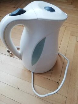 Rýchlovarná konvica 1,7l