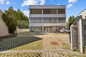 JEDINEČNÁ PONUKA - predaj administratívnej budovy so skladov