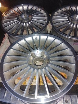 Predám disky AMG  Mercedes Benz SL R230 R18