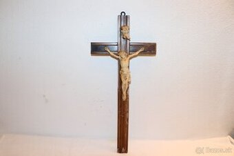 Domácí oltář  KRUCIFIX  Kristus     (525L)