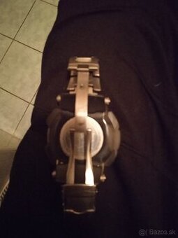 Náramkové hodiny panske