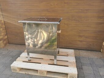 Voskotopka nerezová s plynovým horákom na 10-15 rámikov