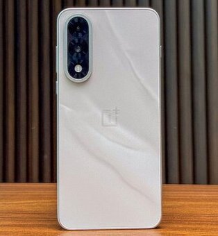 OnePlus Nord 5