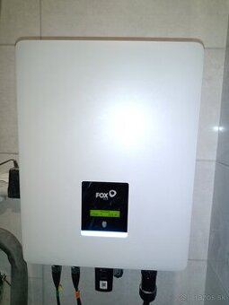 Menič napätia / invertor pre solárne panely 3-fázový FoxESS - 1