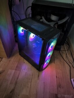 Ryzen 5 1500x, rx 580 8gb, 16gb ram