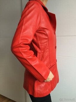 Predam lacno kabat damsky červen velkost L