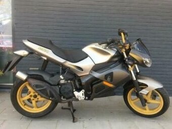Gilera DNA 125 automat