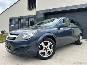 Opel Astra Caravan 1.9 CDTi r.v2010