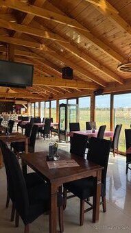 Čašníčka / Čašník