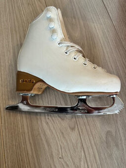 Predám kraso korčule edea brio ivory 205