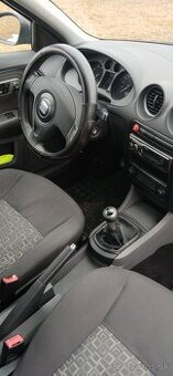 SEAT IBIZA 1.4 BENZÍN – NOVÁ STK – SPOĽAHLIVÉ