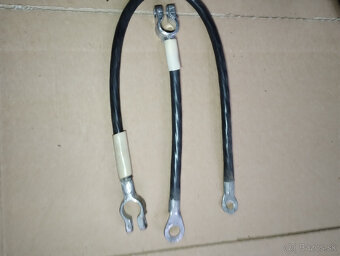 UAZ 469 nové elektrodiely:poistkové skrinky,káble...