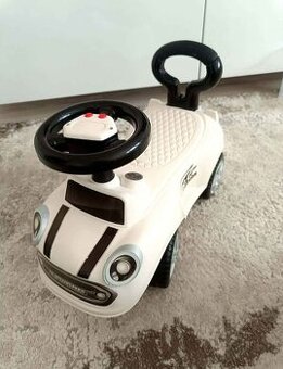 Autíčko s melódiami