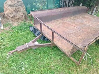 Silna vlecka za traktor