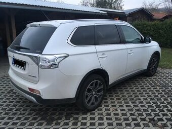 Mitsubishi Outlander III 2.2 Did - automat