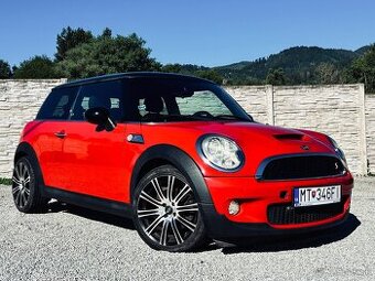MINI Cooper S 1.6 Turbo