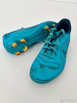 Detske kopacky NIKE, c. 33,5