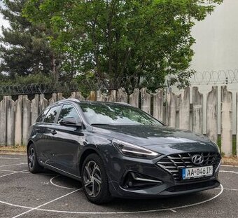 Hyundai i30 1.5 T-GDi CW MHEV 7DCT, Play 2023